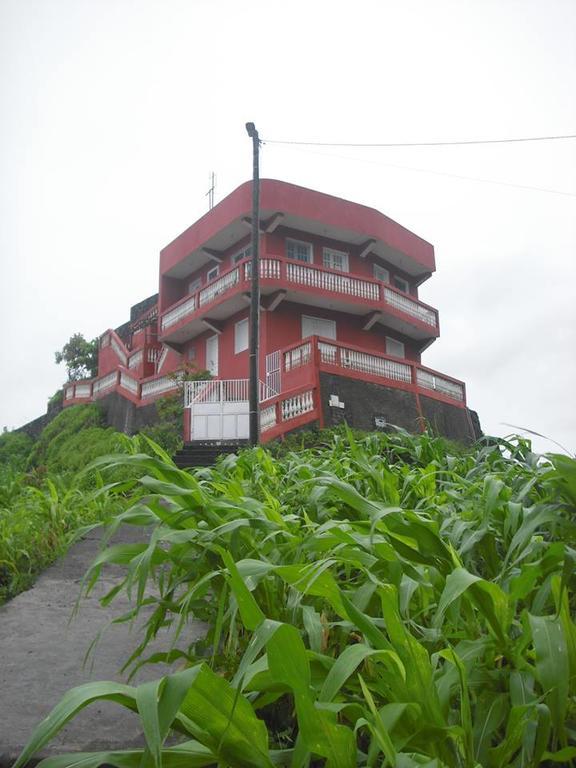 Gira Lua Guest House Igreja Exterior photo